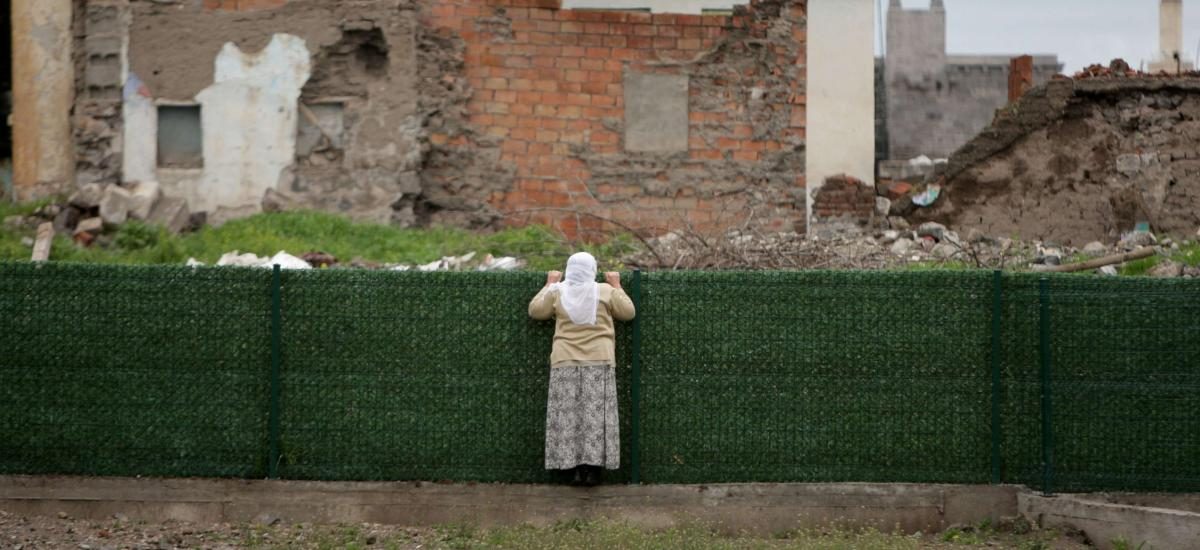 The longest curfew in the world continues in my hometown of Sur, Diyarbakır / Nurcan Baysal