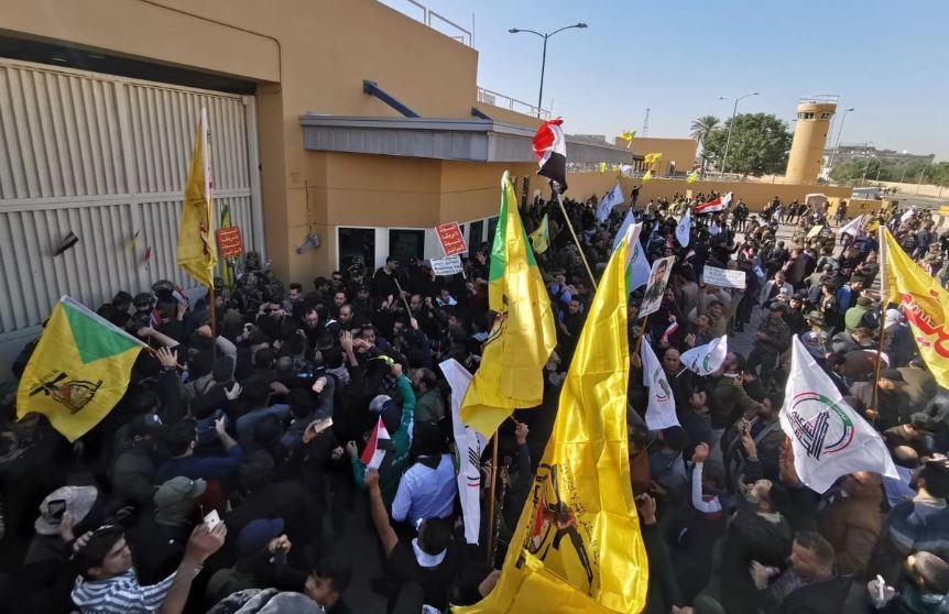 Iraqis march on US embassy in Baghdad
