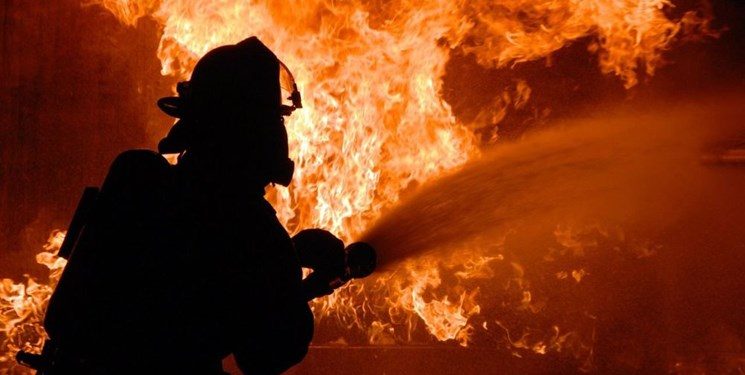 آتش سوزی تریلی حامل بار گندم در مسیر سه راهی مریوان – سنندج