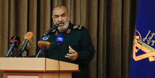 سرلشکر سلامی: مردم مرزدار کردستان شایسته هر نوع خدمت هستند