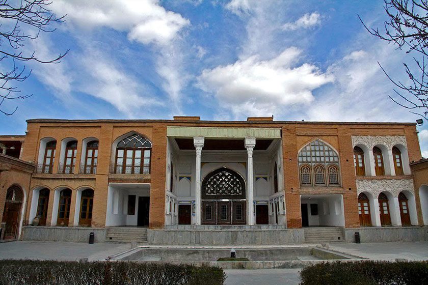 اتمام پروژه های گردشگری کردستان نیازمند ۳ هزار میلیارد تومان اعتبار است