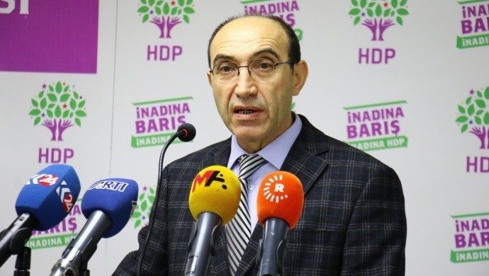 تشکیل پرونده قضایی علیه سخنگوی HDP