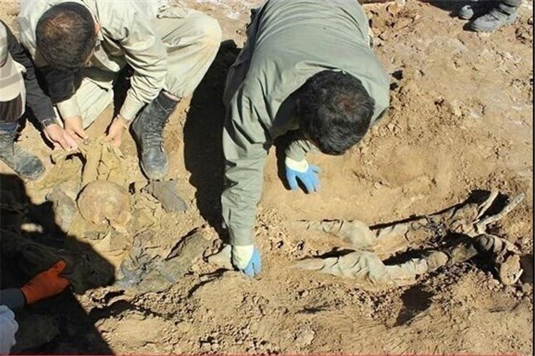 کشف پیکر مطهر 4 شهید در منطقه قلاویزان مهران