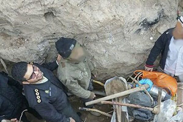 دستگیری یک باند حفاران غیرمجاز آثار تاریخی در ایلام