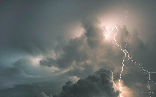 رگبار باران و رعد و برق کردستان را در بر می گیرد