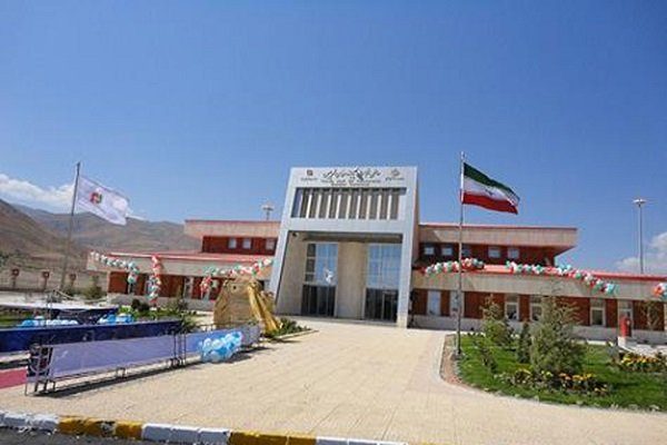 توقف 380 دستگاه کامیون در پایانه مرزی تمرچین/به زودی این روند پایان می یابد