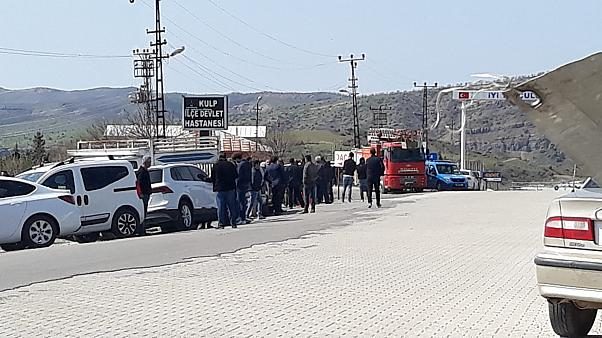 انفجار بر سر راه مینی بوس کارگران در دیاربکر 5 کشته به جا گذاشت