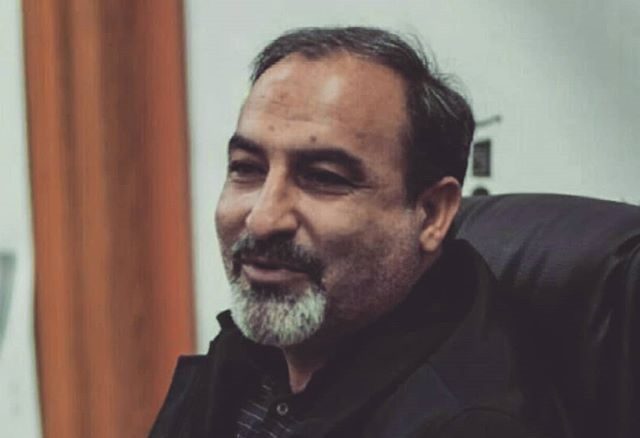 جلیل صفربیگی هنرمند برتر سال ایلام شد