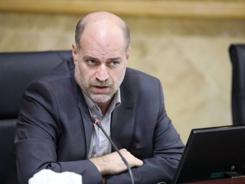 در بحث کرونا واقع بین باشیم/ نمی توان منکر مشکلات اقتصادی شد