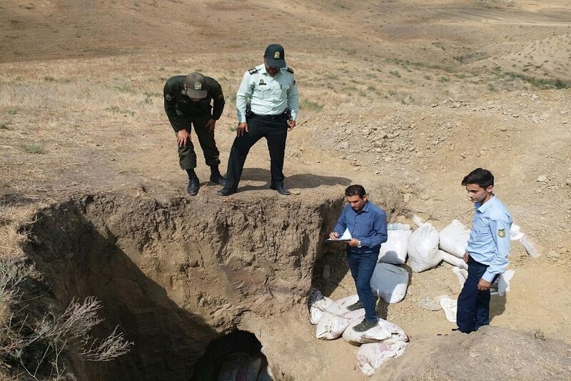 باند حفاران غیرمجاز در مهاباد به دام افتادند