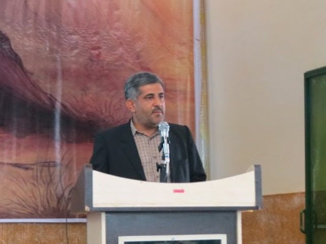 قروه نیازمند عمل گرایی است/توسعه استان در گرو توسعه بخش کشاورزی و صنایع تبدیلی