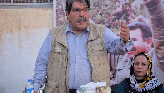 تلاش دمشق برای خروج از توافق با کردها تحت فشار ترکیه