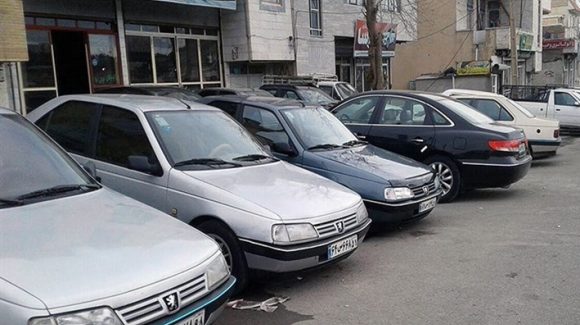 نمایشگاه‌های خودرو در مهاباد به شهرک صنفی منتقل می شوند