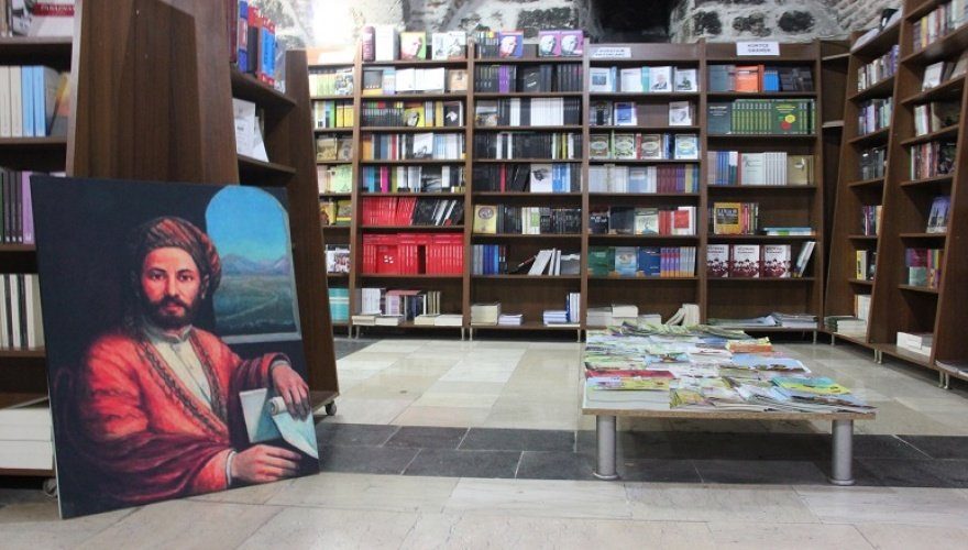 نویسندگان و ناشران کرد با فشارها و اتهامات سنگینی روبه رو هستند