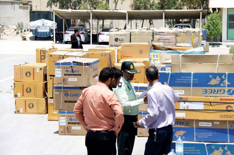 کشف محموله های مختلف قاچاق از چوب تا کالسکه کودک در آذربایجان غربی