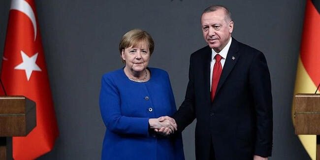 تماس تلفنی اردوغان – مرکل با موضوع سوریه و لیبی