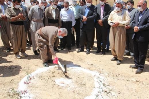 کلنگ زنی اولین کارخانه کنسانتره سنگ آهن آذربایجان‌غربی در بوکان