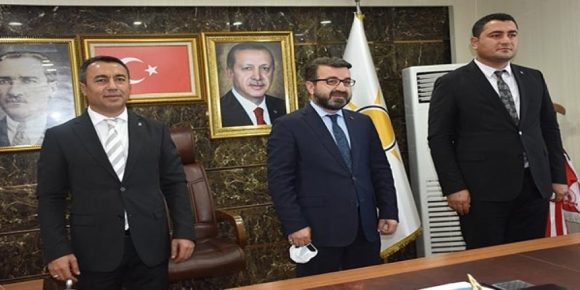 Two HDP mayors resign party and joined AKP