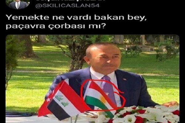 سەرۆکی پارتی خێری تورکیا سووکایەتی بە ئاڵای کوردستان دەکات