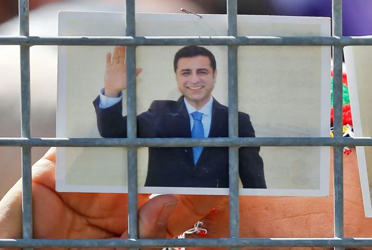 پیام همدردی دمیرتاش به مناسبت زمین لرزه ازمیر