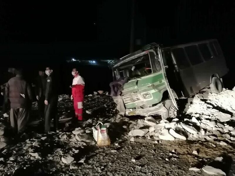 محور خطرناک بوکان به میاندوآب دوباره حادثه آفرید/ حال 4 نفر وخیم است