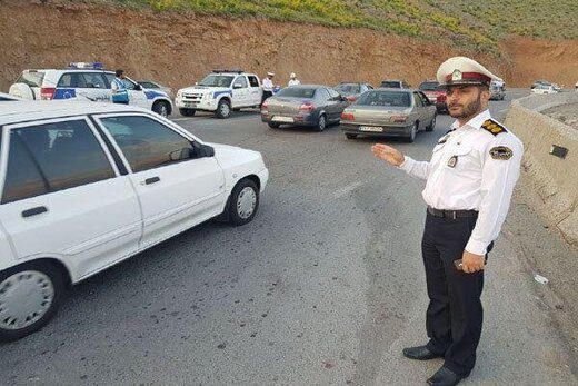 یک هزار و ۲۰۰ خودروی حامل مسافر اجازه ورود به سنندج پیدا نکردند