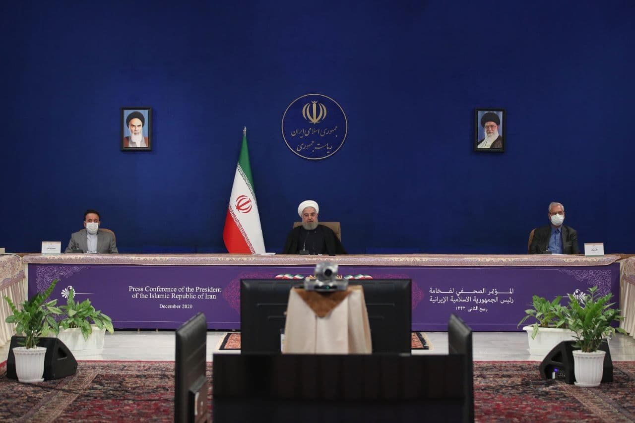 روحانی:‌ اجازه نمی دهیم پایان تحریم را به تاخیر بیندازند/ واکنش روحانی به شعر خوانی اردوغان در باکو