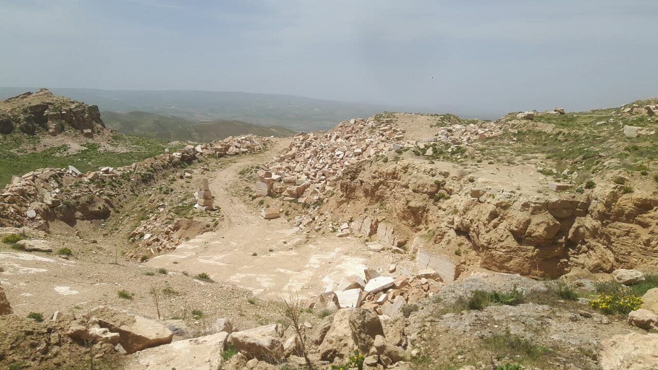«یولقون آغاج» تکاب، روستایی با سه دوره تمدنی در محاصره معدنکاران/رحمت اله محبوبی