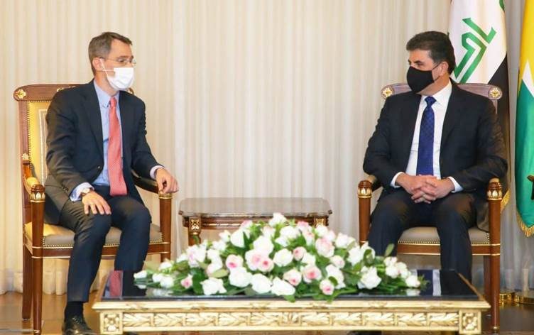 بررسی گفتگوهای میان جریان های کُرد سوری در دیدار نچیروان بارزانی و هیئت آمریکایی