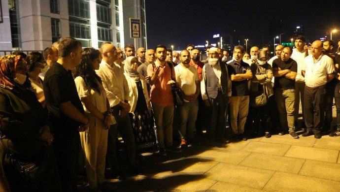 ئەگەر نزا کردن بە زمانی کوردی تاوان بێت نیوەی خەڵکی تورکیا تاوانبارن/ کوردی زمانی منە و ئەمەش گوناح نییە