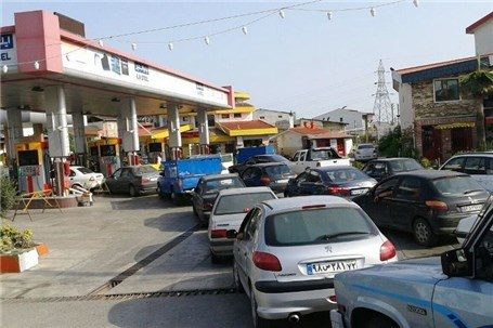 تعطیلی جایگاه‌های سوخت متعلق به شهرداری ارومیه مشکل آفرین شد