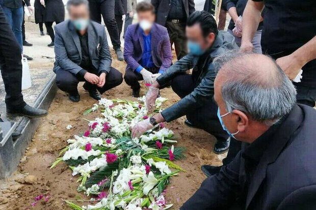 فرمانداران از برگزاری مراسمات عروسی و عزا جلوگیری کنند