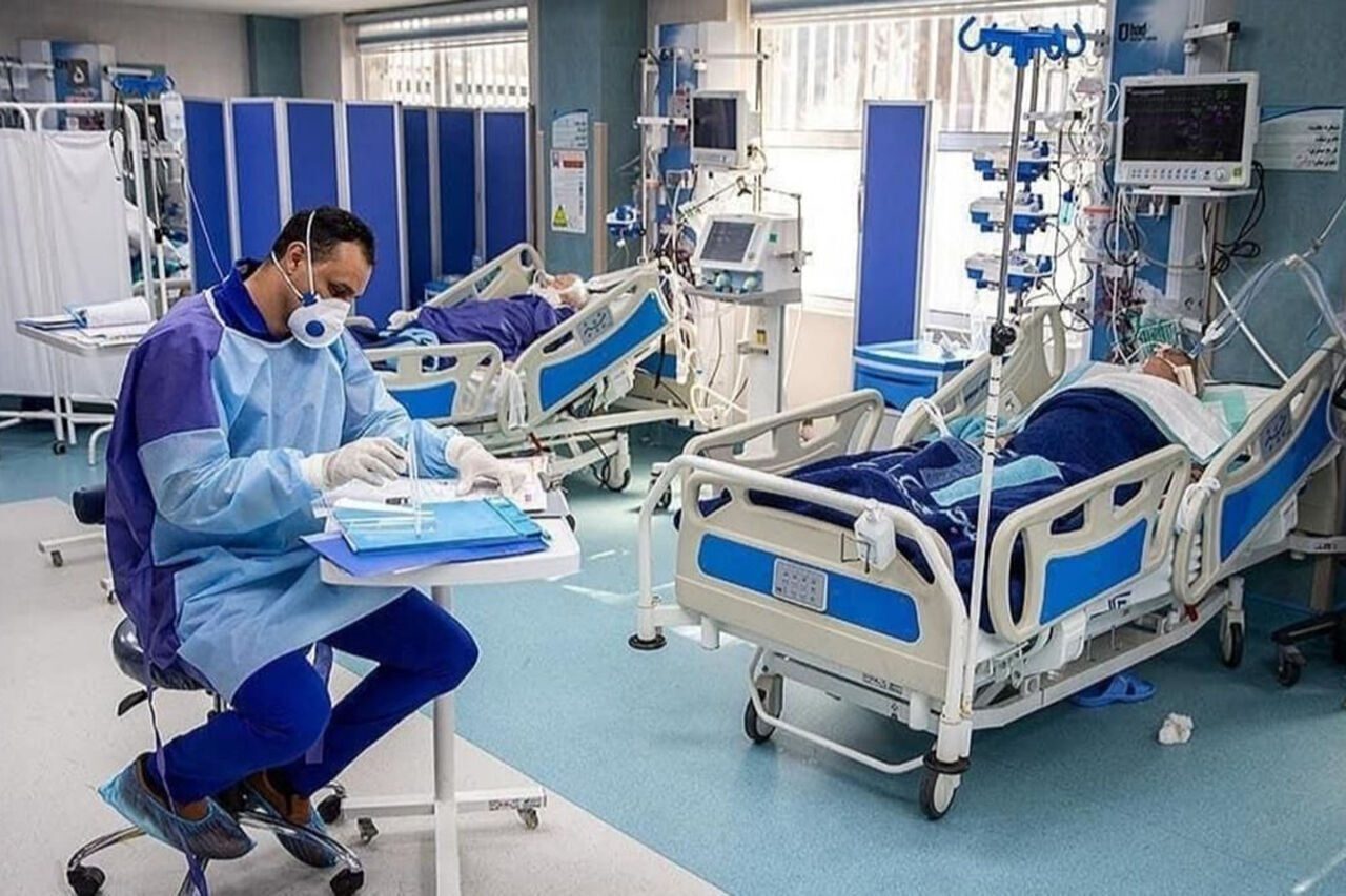 پروتکل‌ها رعایت نشوند با بحران جدی کمبود تخت بستری روبرو می‌شویم