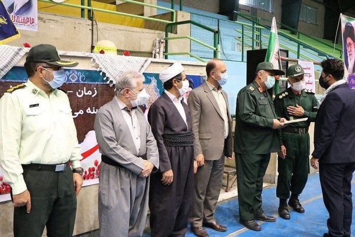 اجازه فعالیت گروهک‌های ضد انقلاب در مرزهای کشور را نمی دهیم