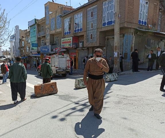 سردشت در وضعیت حاد قرمز کرونا/ استقبال مردم از واکسیناسیون پایین است