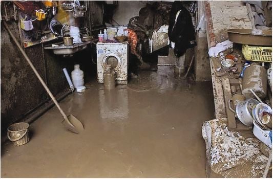 13 خانوو لە مەهاباد گرفتاری لافاو بوون