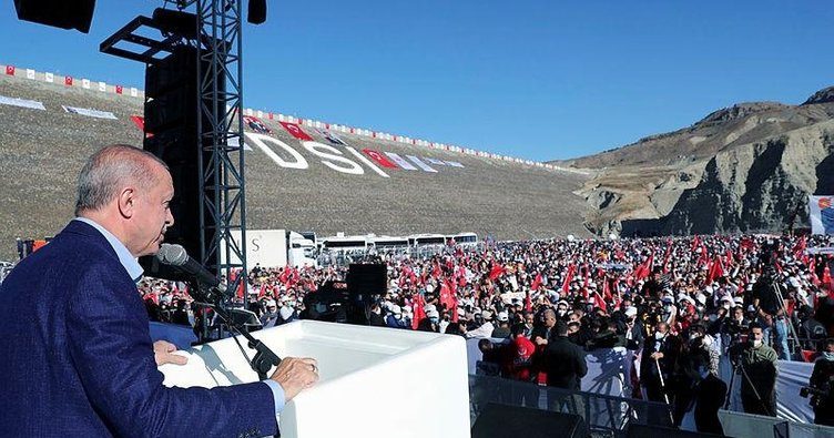 سد ایلیسو بزرگترین پاسخ به دشمنان ترکیه بود/بین ترک و کرد فرق نمی گذاریم