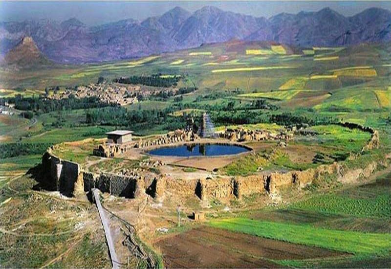 سرمایه‌گذاران به فعالیت در حوزه گردشگری تکاب تمایل ندارند
