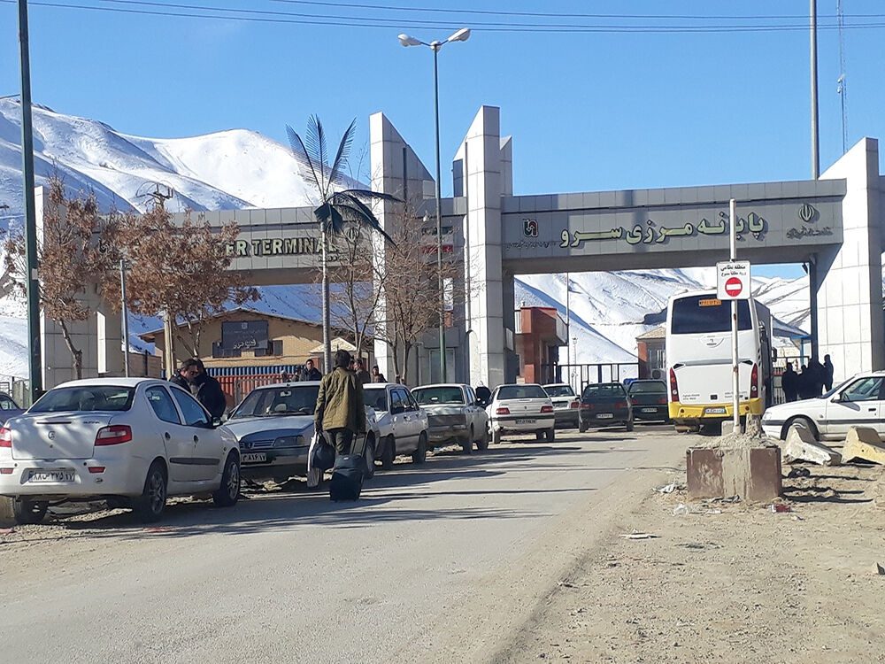 ترافیک کامیون‌ها در مرز «سرو» ارومیه