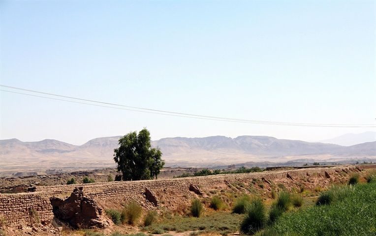 مرمت کانال آبرسانی ساسانی در قصرشیرین