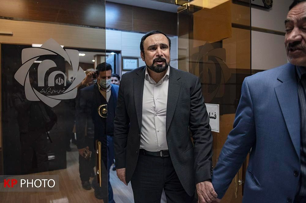 آخرین کلانشهر / بهزاد خالوندی