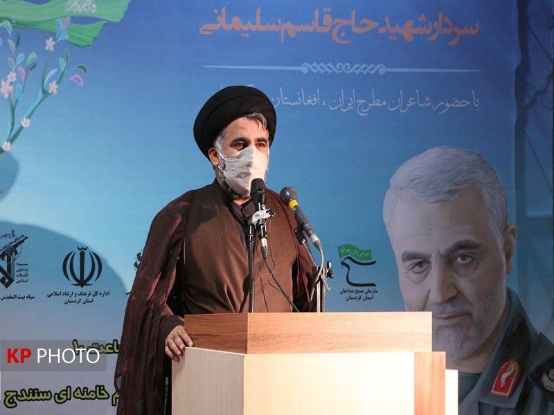 شاخصه‌های مکتب شهید سلیمانی چراغ راه همگان است