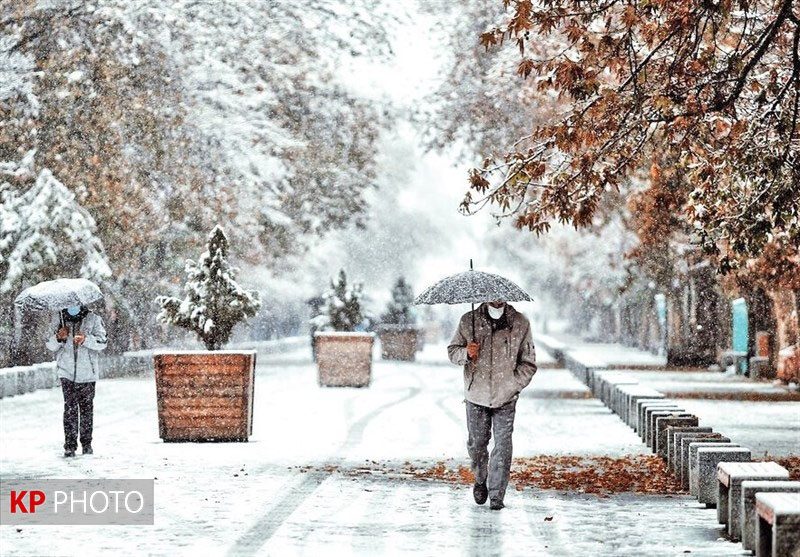 بارش متناوب برف در آذربایجان غربی ادامه دارد