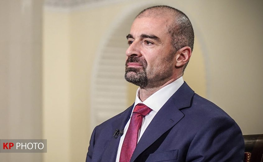 بافڵ تاڵەبانی بە یاوەریی شاندێک گەیشتە بەغدا