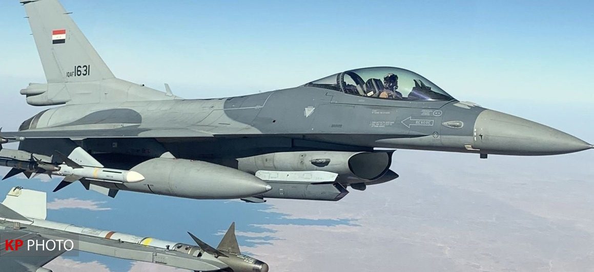 فڕۆکە شەڕکەرەکانی عێراق حەشارگەکانی داعش بۆردوومان دەکەن
