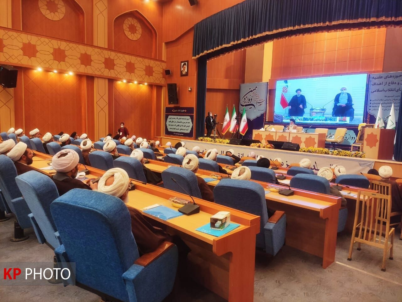 رییس جمهور: صادرات نفت ایران ۴۰ درصد افزایش یافت