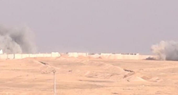 کشته شدن دو غیر نظامی در حمله ترکیه به روستاهای عین عیسی