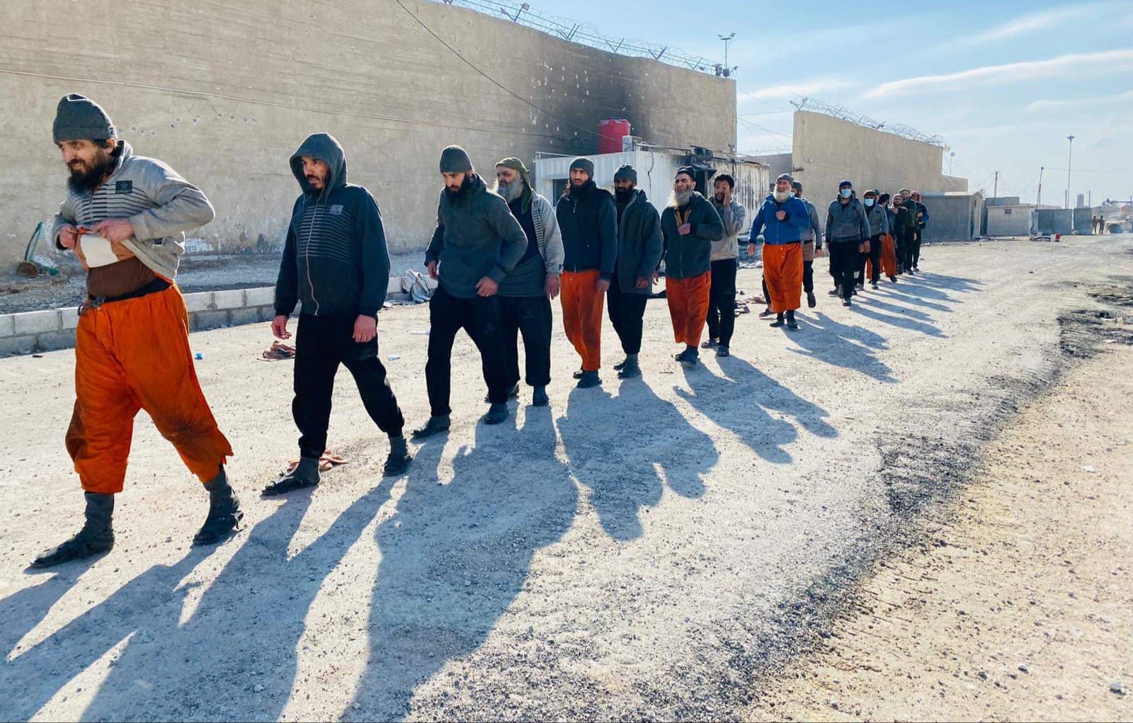 پێکدادانەکان لە گرتووخانەی سەناعە هێشتا کۆتایی نەهاتووە