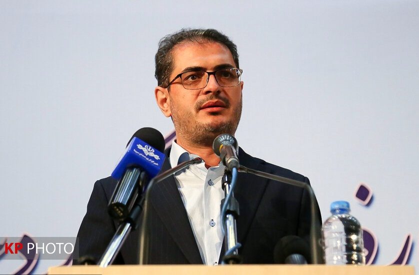 کردستان باید در کنار کشاورزی و گردشگری به قطب صنعتی تبدیل شود