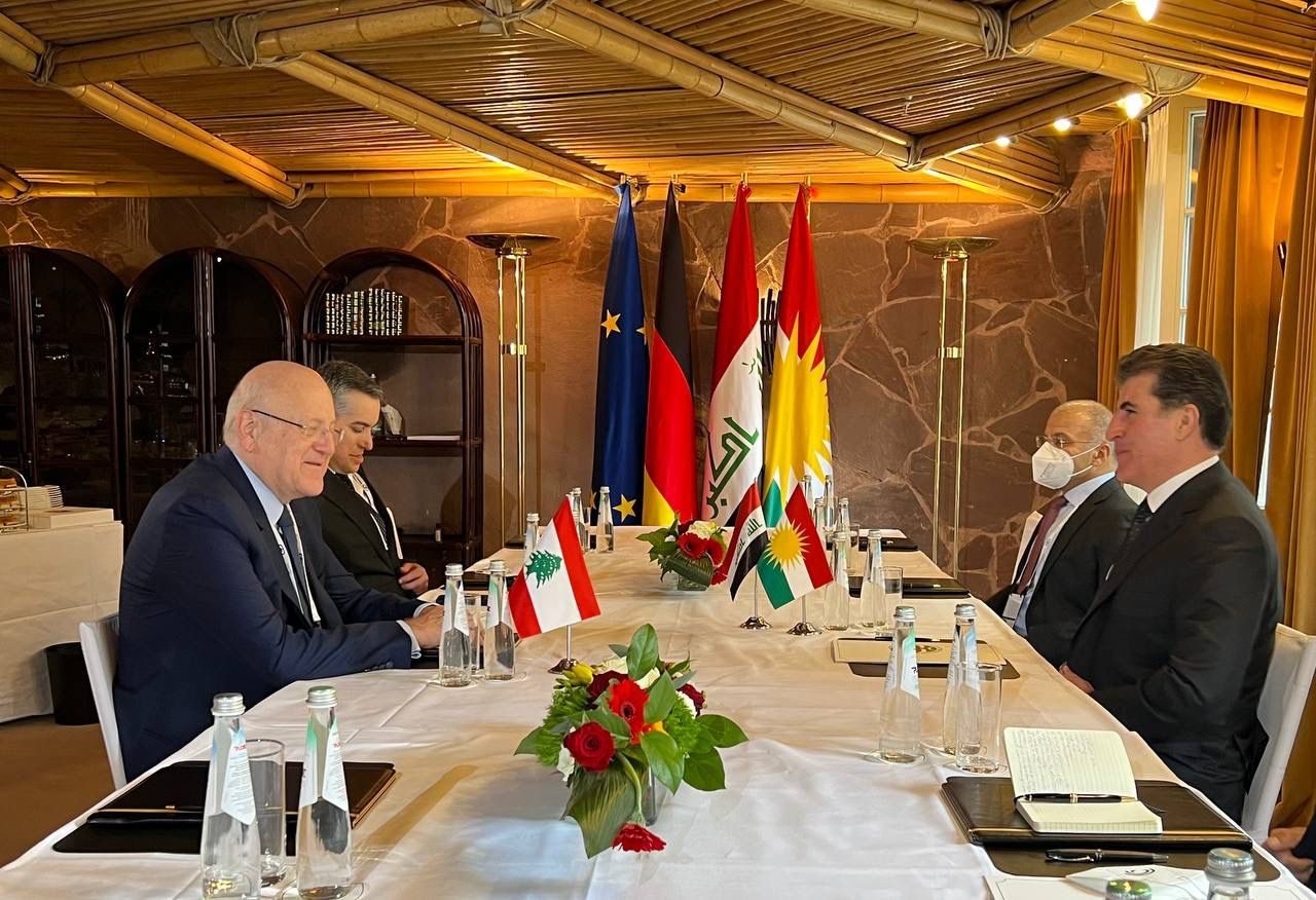 گفتگوی نچیروان بارزانی و نخست وزیر لبنان در مونیخ دربارە تشکیل دولت جدید عراق